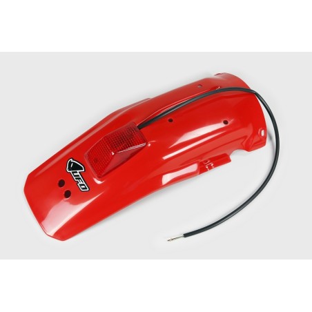 Guardabarros trasero con piloto UFO Honda rojo HO02650-069