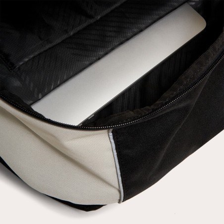 Mochila OAKLEY Enduro 3.0 20L