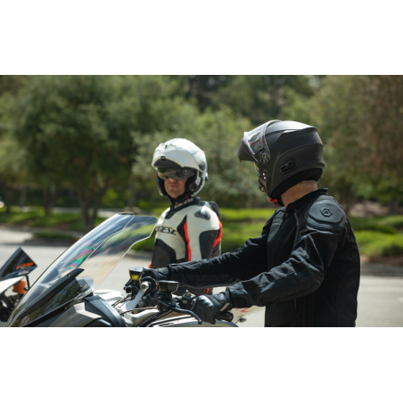 Casco modular Bluetooth SENA Outrush R con sistema de comunicación integrado