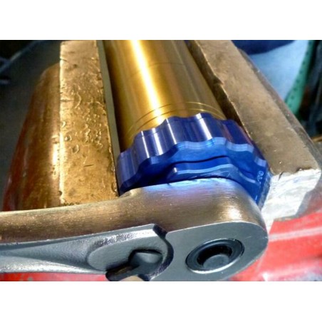 Vaso para tapón de horquilla MOTION PRO KYB 49mm