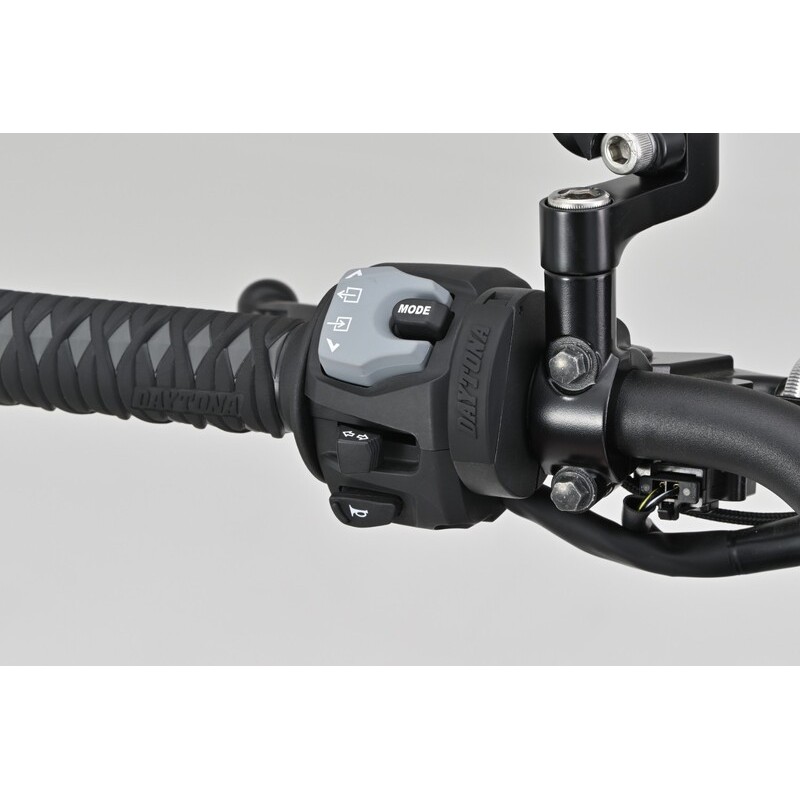 Fuente de alimentación USB tipo C DAYTONA Slim aluminio - manillar Ø22,2/25,4