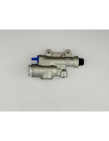 Bomba BREMBO UPGRADE trasera - PS13 Plata - Con depósito integrado 