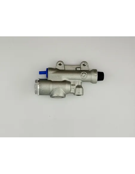 Bomba BREMBO UPGRADE trasera - PS13 Plata - Con depósito integrado 