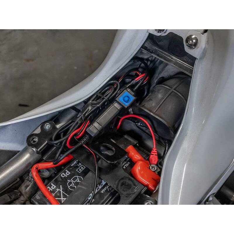 Adaptador impermeable QUAD LOCK de 12V a USB