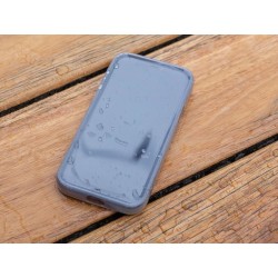 Funda impermeable QUAD LOCK Poncho - iPhone 13 2