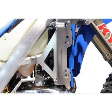 Protectores de radiador AXP TM AX1535