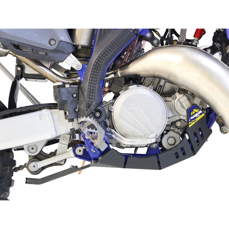 Cubrecárter AXP Xtrem con protector de bieletas