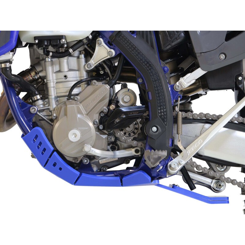 Cubrecárter AXP Xtrem con protección de bieleta - HDPE 8mm