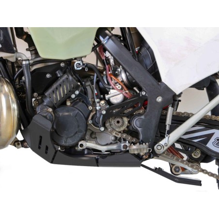 Cubrecárter AXP Xtrem con protección de bieleta HDPE 8mm