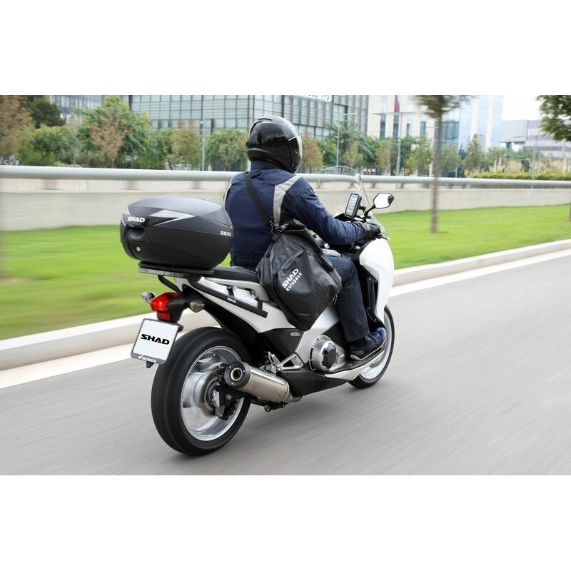 Baúl SHAD SH39 Negro Base