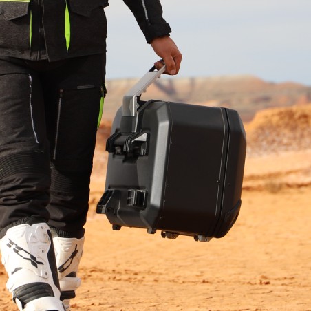 Baúl aluminio SHAD Terra Black 48L