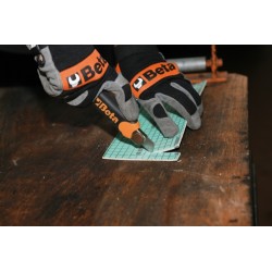 Cutter BETA de 18 mm con seis cuchillas 2