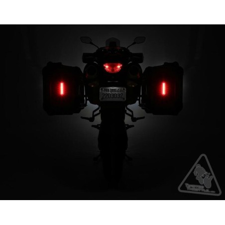 Luz de freno adaptable al guardabarros Denali B6