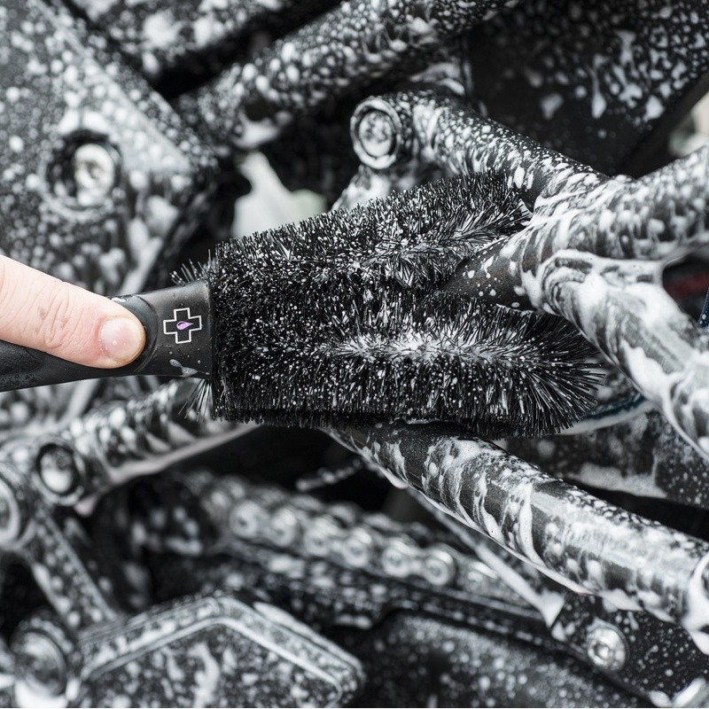 Cepillo de limpieza doble dentado Muc-Off Individual Brush 2 Prong