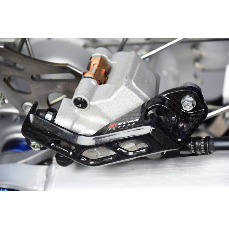 Protector pinza de freno trasero SCAR - Carbono