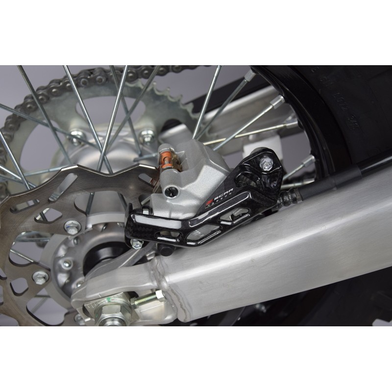 Protector pinza de freno trasero SCAR - Carbono