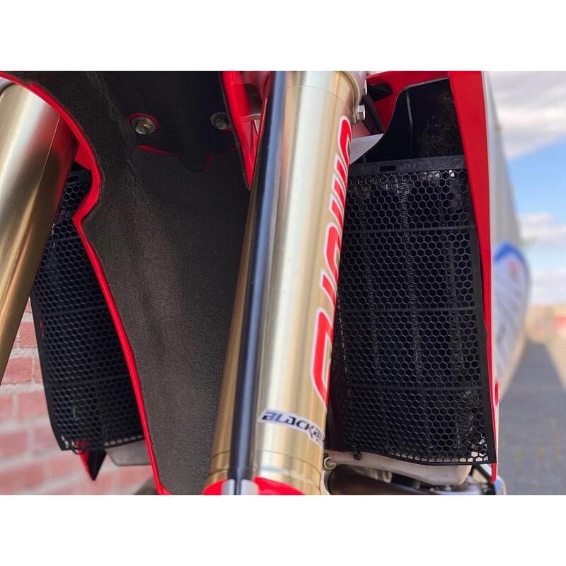 Rejilla protectora de radiador universal TWIN AIR